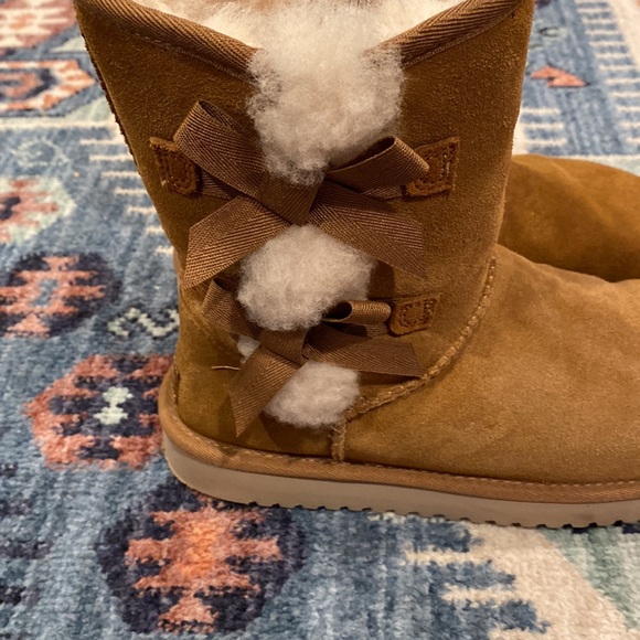 Koolaburra by UGG Victoria Short Booties 6M - Picture 3 of 9